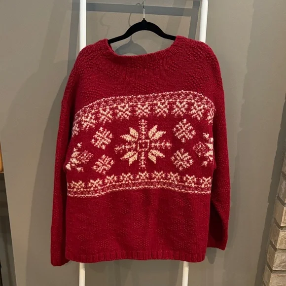 Women’s Vintage American Eagle Cozy Red Snowflake Sweater - Picture 3 of 3